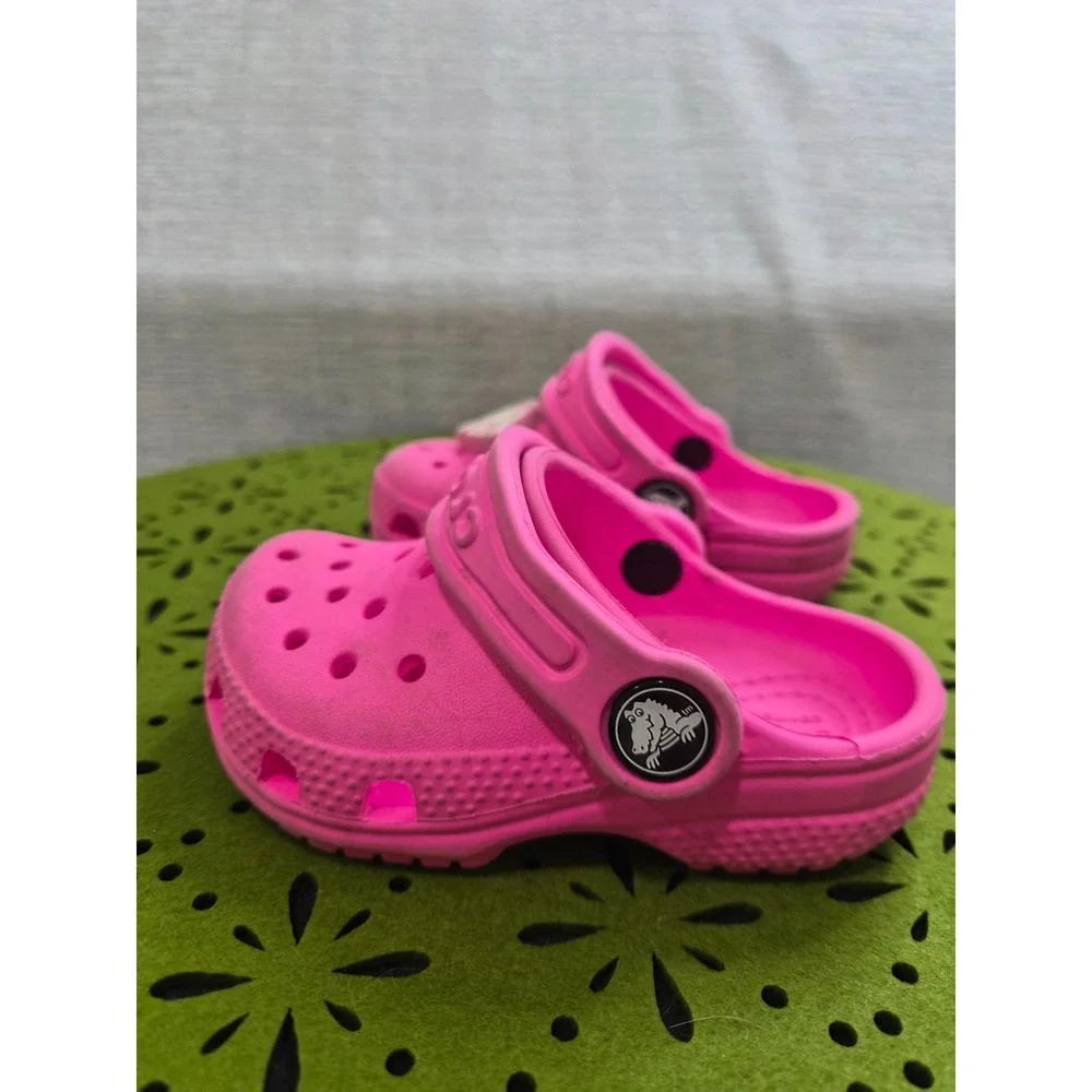 Crocs Barbie Classic Clog Girls 5 Sandal Electric Pink Comfort Slip On Slingback